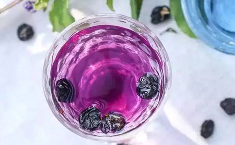 黑枸杞红枸杞区别